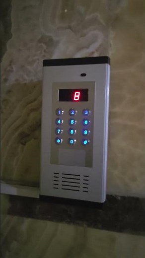 Installation of a 1000-line digital intercom system with apartment access and a soft-close push-b...