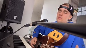 JUSTIN BIEBER “FAST CAR” COVER ON LIVE