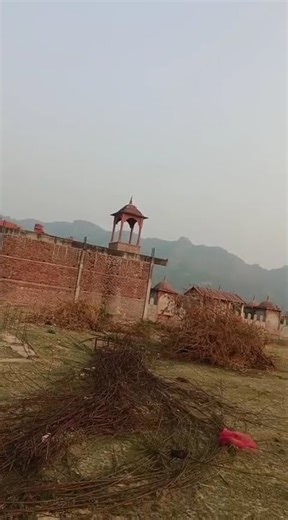 ISKON TEMPLE NEAR KONDAVEDU FORT PER SQARE YARD 3 LAKHS ONLY CONTACT 8428027290