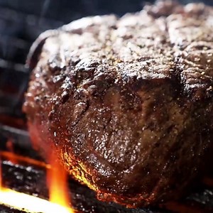 1.6K views · 69 reactions | We know your taste buds are at steak. 數 We promise to deliver Mesquite Wood-Grilled perfection, every time. What cut are you ordering this weekend? | Logan's Roadhouse | Facebook