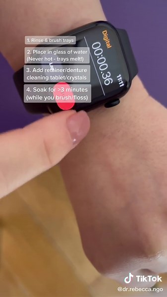 How to Properly Clean Invisalign Retainers: Expert Tips