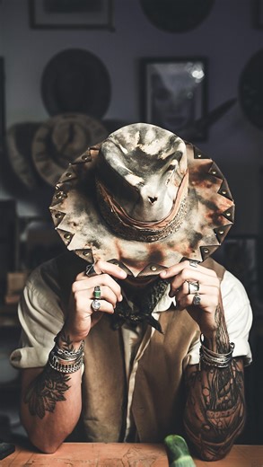 1K reactions · 39 shares | White felt | Black & Brown distressed | Leather & Canvas + leopard | Triangles fold brim & brass rivets | Jhonny Depp pinched hole style crown | Do you like it? . . #Handmadehat #Customhat #Distressed #Leopardhat | 11.11hats | Facebook