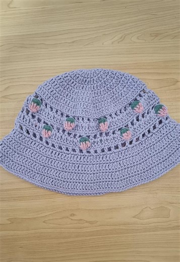 Crochet Strawberry Bucket Hat Pattern | Cottagecore Beginner Friendly PDF - Etsy