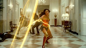 Wonder Woman 1984 Review: Superhero Sequel is A Blast, From the Past
