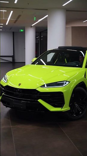 The New Lamborghini Urus SE 2025