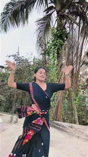 Bihu Dance Assam | Beautiful Traditional Performance ❤️#BihuDance #AssameseDance #RongaliBihu