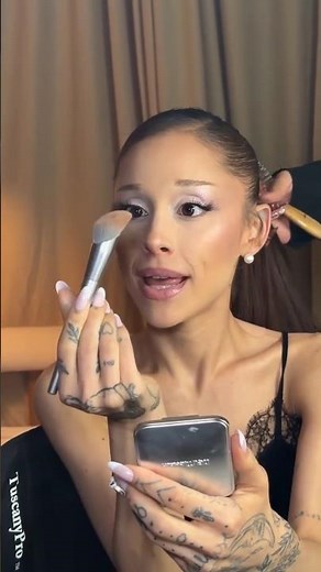 Ariana Grande Reveals How She Uses r.e.m Beauty Blush Brush with Her Custom Travel Pallet