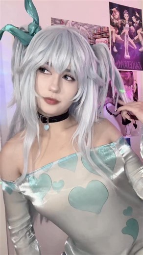 missy ♡ on Instagram: "Do you like my dance, Commander?✨ #girlsfrontline2exilium #gfl2exilium #glf2 #girlsfrontline #florence #florencecosplay #cosplay #cosplayreels #explore"