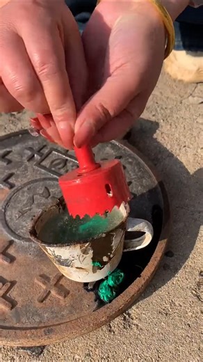 Electrostatic Spray Line Refurbishment Paint Removal Test #shocking #Paintremoval #ChemicalTest