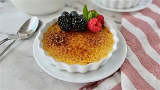 Copycat Ruth's Chris Crème Brûlée Recipe