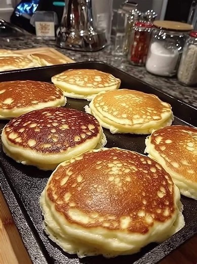 47K views · 185 reactions | "OH my God , pancakes taste 1000 times better than the original , i'm so in love , never missing carbs again!!" Recipe in First Coʍmеոτ  | Tasty Recipes | Facebook
