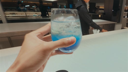 46K views · 1.4K reactions | 特別な空の旅で、心はもっと近づく✈️...