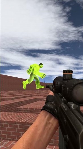 I Froze the GIANT Hulk in Garry’s Mod… UNBELIEVABLE!