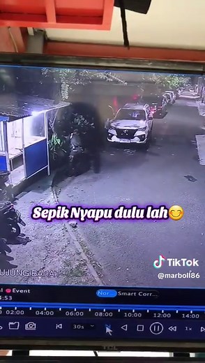 Boleh Di Coba nih triknya😅😅😅 #satpamlucu #storysatpam👨🏼‍✈️ #satpamindonesia #fypviralシviral #fyppppppppppppppppppppp