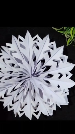 DIY Paper Crafts ❄️ 3D Paper Snowflake #diy #crafts #papercrafts #papersnowflakes #3d #fbyシvideo #craftideas | TN Crafts