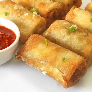 Homemade Spring Rolls | Food Forever Connect with our Group : Food Forever Ke Foodies In this video we will see how to make Homemade Spring Rolls at home. Do try this Spring Rolls Recipe and let me know how it turns out. | Food Forever