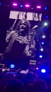 55K views · 810 reactions | INGATKAN DIA @ HAUSBOOM MUSIC FESTIVAL 2024 落 ● Official merchandise > https://sayap2wings.yezza.store | Sayap-Sayap Wings | Facebook