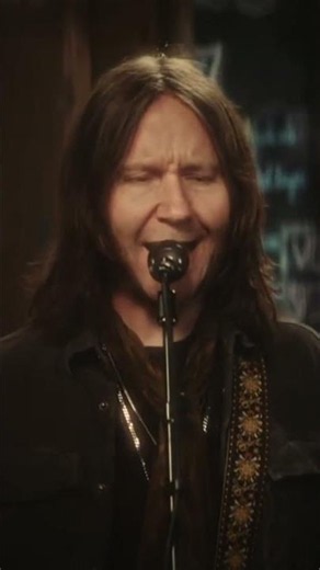 Daryl Hall + Charlie Starr - Waiting For The Thunder | LFDH
