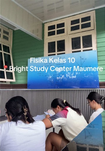 Fisika jadi lebih mudah bersama Ms. Helen #BrightStudyCenter #BimbelAnak #bimbelmaumere #fyppppppppppppppppppppppp #fyp