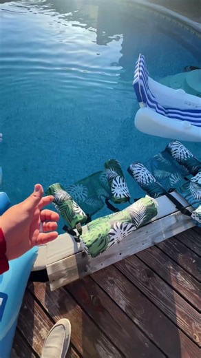 Inflatable Floating Pool Chairs 2-Pack #PoolFloats #InflatableChair #PoolAccessories #SummerPoolFun