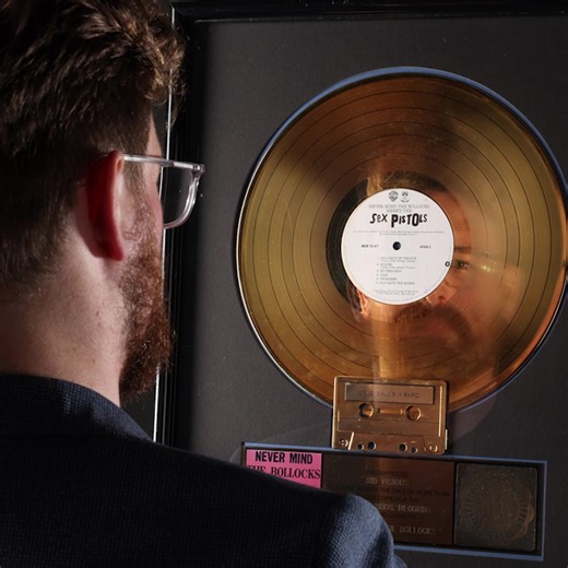 🎥 Love music? Want to own an incredible piece of music history? Our Music Memorabilia Live Auction this October is your chance to rediscover and own your own personal slice of music history. From Oasis, Lennon and Hendrix to Bowie, Jackson and Elvis, explore guitars, handwritten lyrics, autographs and stage-used treasures from the biggest names in music. 👉 Browse the full catalog and start your wishlist today. | Propstore