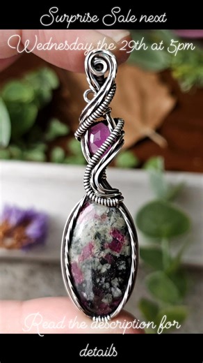 I have the best mom ever y'all. She went through her jewelry box and selected these 11 pendants to gift back to me so that I can sell them to make money during my recovery from the car accident and my shoulder injury. So I'll be having a Wire Wrap Wednesday sale next week after all on the 29th at 5pm Pacific Standard Time (8pm EASTERN) | Heartstone Jewelry