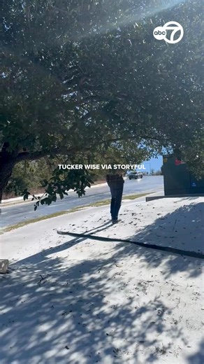 A vehicle spun multiple times after its driver lost control on an ice-covered road in Austin, Texas, on Monday, January 26. Footage taken by Tucker Wise shows the car twirling down a hill in Austin, making several 360-degree spins before stopping near the bottom of the hill. Wise told Storyful: “The roadway was completely iced over and the vehicle was unable to stop or steer, slowly sliding downhill before coming to a stop. No one was injured.” The National Weather Service warned that roads woul