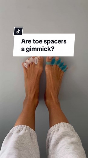 Are toe spacers just a gimmick? Or do they really work? Head on over to my bl0g to see the research along with reviews of all the different brands, starting at $1 #toespacers