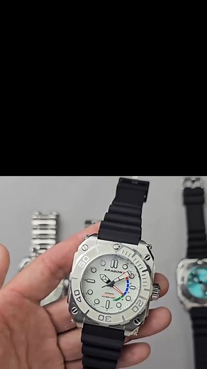 The ARAGON DF Divetank is a premium timepiece, boasting the SII NE57 Power Reserve automatic movement and a helium release valve, ensuring water resistance up to 500m/1650ft. Crafted in limited production batches, it combines precision engineering with elegant design. #DFDivetank #NE57 #powerreserve #heliumreleasevalve #automatic #wingliang #aragonwatch #aragon #divemaster | ARAGON Watch