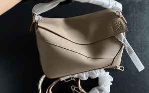 罗意威loewe puzzle沙色29新款