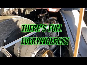 Pops 1956 VW Bug Has Fuel Leaking Everywhere!!! Is It A Stuck Carb Needle!? Mileage Unknown Ep76