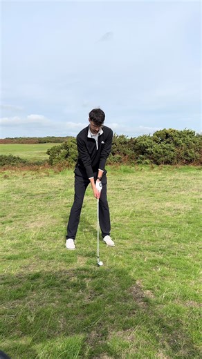 3 iron carries #fyp #golf #golftiktok #golfer #golfswing #wales #pga #viral #rorymcilroy #rydercup