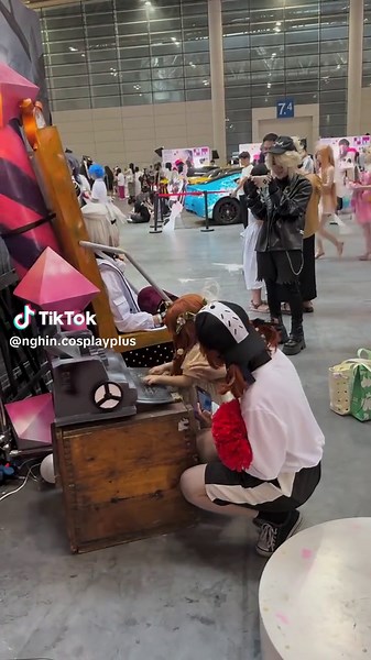 Kawaii Identity Cosplay: A Must-See Showcase!