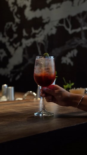 12 reactions | Experience the charm of Venice in every sip of our Venetian Spritz — with Select Aperitivo, Prosecco, and a splash of Soda. 㮝 | Juniper | Facebook