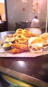 Fai BANG e riparti BIG! Il Big Bang Menu ti aspetta da Roadhouse! Non l'hai ancora provato? Che aspetti? https://bit.ly/46hcDOp #roadhouse | Roadhouse Restaurant