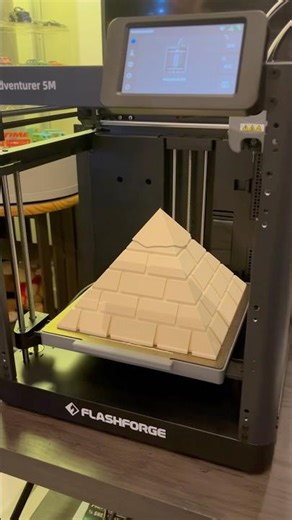 3-D Printing a Egyptian Pyramid #reels #random #3dprinting #3dprinter #3dprinted #pyramid #egypt ￼