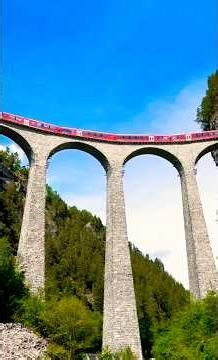 Landwasserviadukt Trainspotting RhB #train #viaduct #railroad #railway #swisstravel