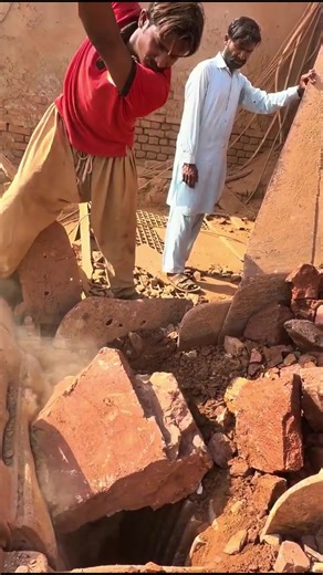 ASMR Stone Crushing Sounds with a Powerful Machine