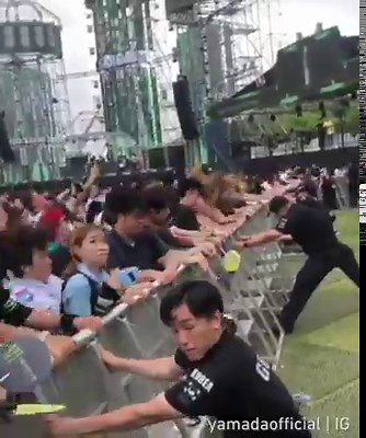 3.4M views · 10K reactions | Synchronized head banging is a sport. By Yamada | 9GAG | Facebook