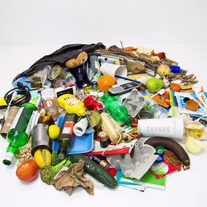 1.9K views · 410 reactions | Reducing waste at home is one of the greatest contributions you can make towards a greener future! There’s a lot of different ways to rethink waste, always remember to practice the 3 R’s: Reduce, Reuse, Recycle. #rethinkwastenl #recycling | MMSB | Facebook