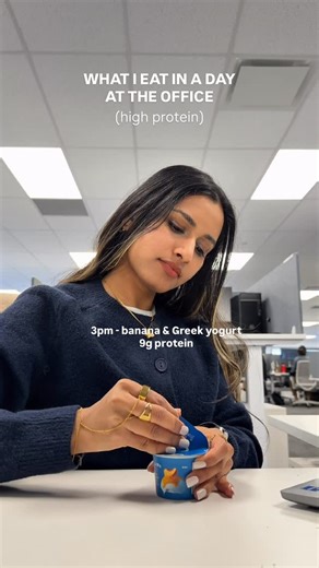 Priya Pazhani on Instagram: "Follow along!💗 everything I ate at work 👩‍💻 [day in my life, software developer, corporate girl routine, 9 to 3 day, node, L day Paris, what rotate, morning routie, sram brown girl, living alone, Tamill #dailylife #dayinthelife #dailyvlog #corporategirl #9to5life #dayinmylife #corporatelifestyle #tamil"