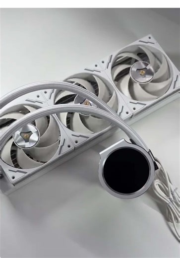 A new aio for my Gaming pc, the @TCOMAS_ lx800 pro 360 Looks so cool in my pc #setup #pcbuild #pcsetup #gamingpc #gamingsetup #fyp