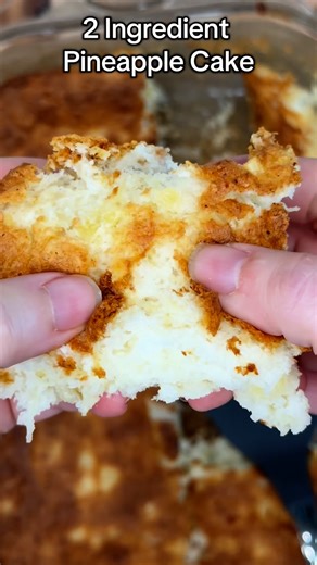 Justine 💓 The Typical Mom on Instagram: "2 ingredient pineapple 🍍 angel food cake recipe is amazing and fat free! Dump 1 box angel food cake mix and 20oz (with juice) crushed pineapple together. Very gently stir just until all powdered mix is mixed in well. Do NOT over-mix. Preheat oven to 350 degrees. Lightly spray a 13×9 pan with non stick spray and pour this batter in, smooth out on top. Bake for 30-35 minutes or until top is golden brown and middle is firming up (no wet batter attached to 