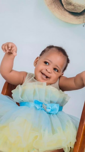 xavistudios_photoshoot (@xavistudios_photoshoot)’s videos with original sound - MARIOO