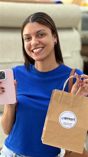 G Smart on Instagram: "📱✨ Felicidad total y sonrisa garantizada 😍 Nuestra clienta se lleva su iPhone 14 Pro Max 💜 junto a su hermoso cover que combina protección 🛡️ y estilo ✨ En Gsmart 💙 no solo compras un celular… ¡vives una experiencia de calidad, confianza y buen servicio! 🙌 Gracias por preferirnos 💯🤝"