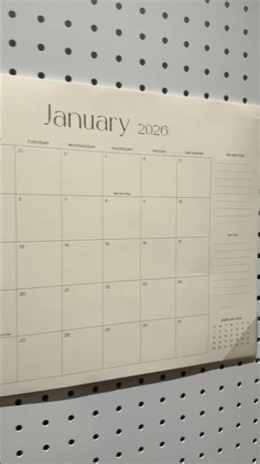 A clean ,simple magnetic calendar that keeps every month beautifully clear #cabbrix #calendar