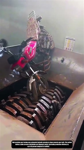 Industrial Metal Shredding Process Using Heavy Duty Dual Shaft Shredder