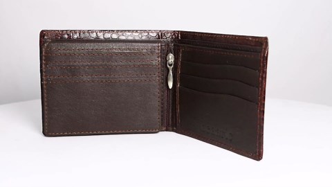 Men’s Leather Wallet RFID Blocking Slim Bifold Wallet for Men with 9 Card Slots, 1 ID Window, 2 Hidden Pockets, Zip Coin Pocket & 2 Cash Compartments Stylish Brown Crocodile Pattern