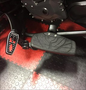 Lamonster® F3 Highway Brackets - Pegs