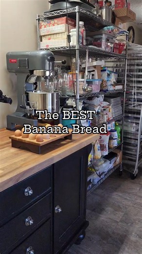 The BEST Banana Bread recipe. Makes three (9x5-inch) loaves. #holidayfood #bananabread #baking #easyrecipeideas #homemade | A Farmgirl's Kitchen